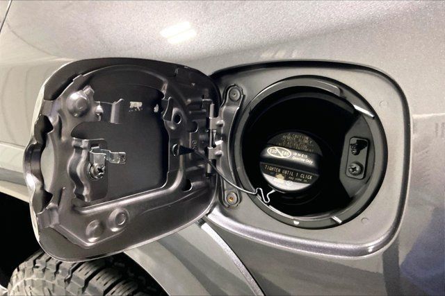 Used 2023 Toyota 4Runner TRD Off-Road Premium w/ Off Road Premium Plus Package AWD/4WD image 42
