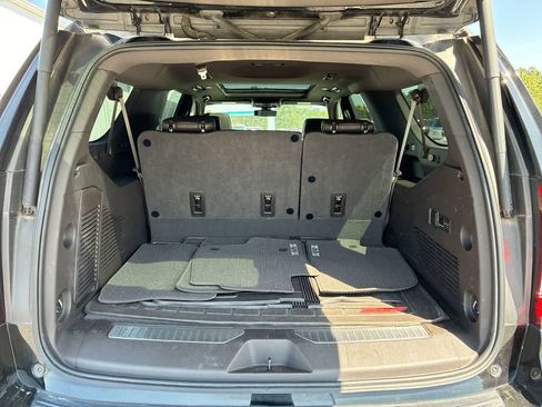 Used 2022 GMC Yukon XL Denali image 27