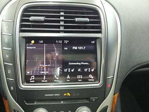 Used 2017 Lincoln MKX Reserve w/ Lincoln MKX Climate Package FWD image 5