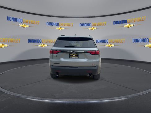 Used 2023 Chevrolet Traverse RS FWD image 10