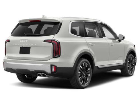 Used 2023 Kia Telluride SX image 2