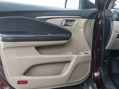 Used 2017 Honda Pilot EX-L image 19