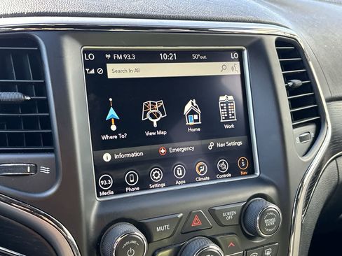 Used 2018 Jeep Grand Cherokee High Altitude image 21