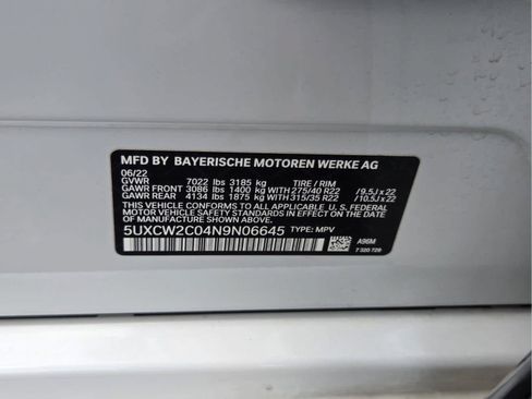 Used 2022 BMW X7 xDrive40i w/ M Sport Package AWD/4WD image 24