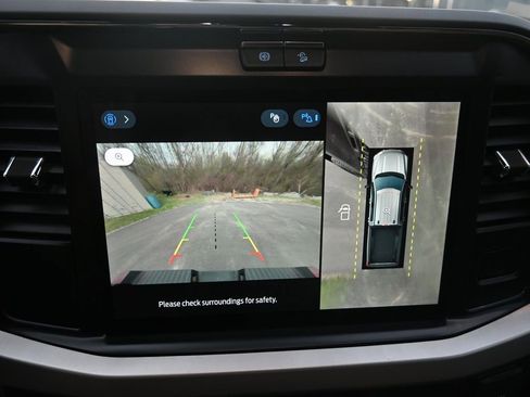 Used 2025 Ford F350 XLT w/ Black Appearance Package image 25