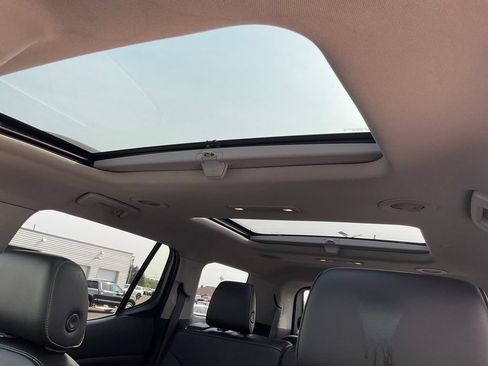 Certified 2017 GMC Acadia SLT FWD image 15