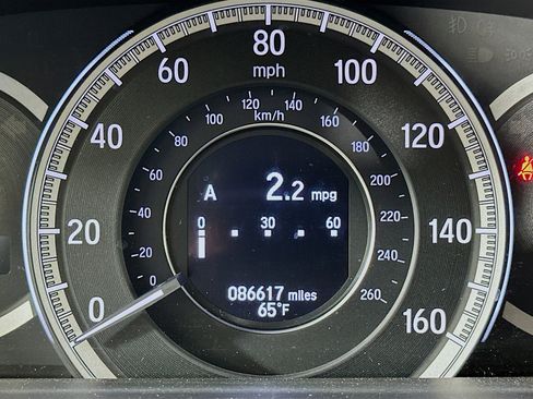 Used 2017 Honda Accord Touring image 19