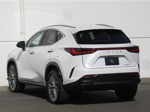 Used 2022 Lexus NX 350h AWD w/ Vision Package image 5