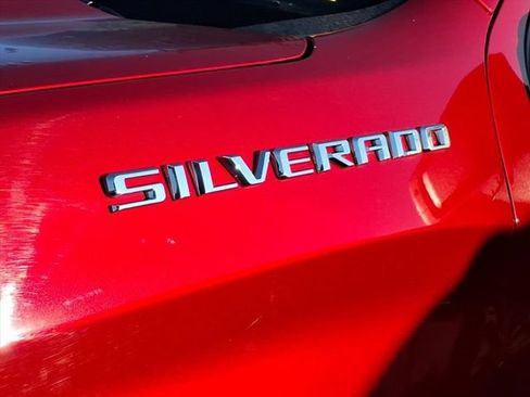 Used 2021 Chevrolet Silverado 1500 Custom AWD/4WD image 5