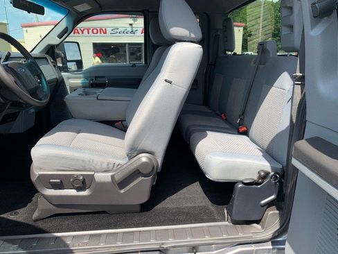 Used 2011 Ford F250 XLT w/ XLT Interior Pkg AWD/4WD image 10