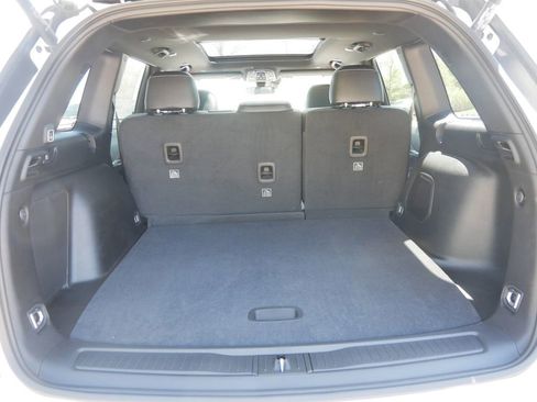 New 2025 Jeep Grand Cherokee Limited 4xe image 14