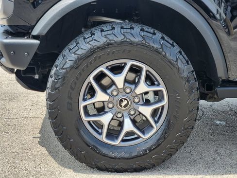 Used 2024 Ford Bronco Badlands AWD/4WD image 10