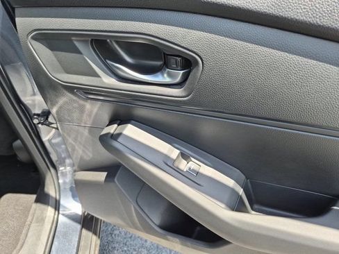 Used 2025 Honda Accord SE image 33