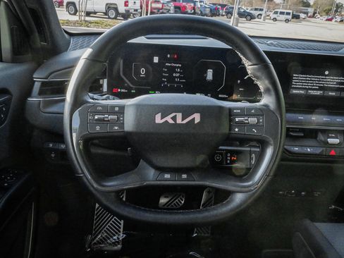 Used 2024 Kia EV9 GT-Line image 19