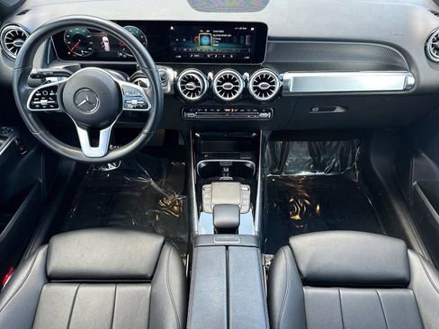 Used 2021 Mercedes-Benz GLB 250 image 13