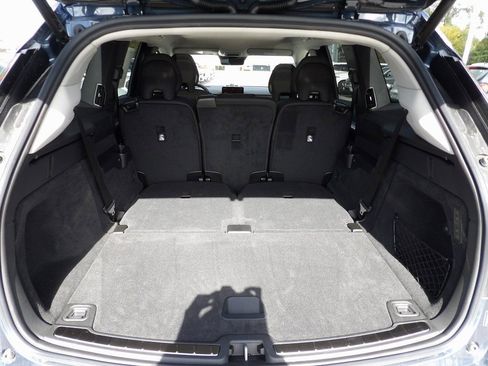 New 2025 Volvo EX90 Ultra image 16