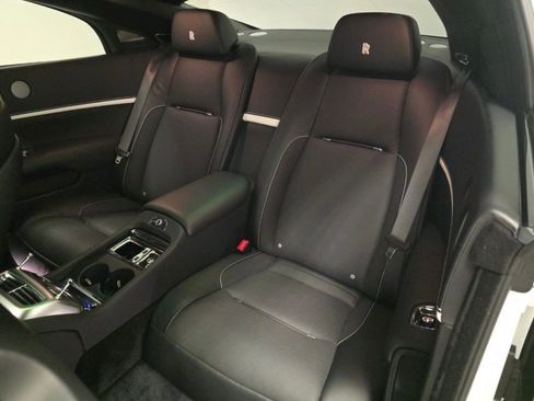 Used 2019 Rolls-Royce Wraith image 5