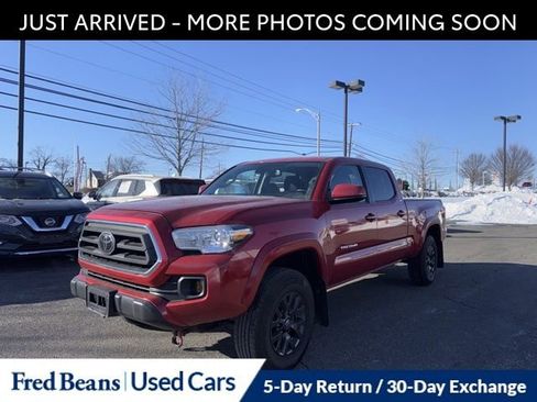 Used 2023 Toyota Tacoma SR5 image 3