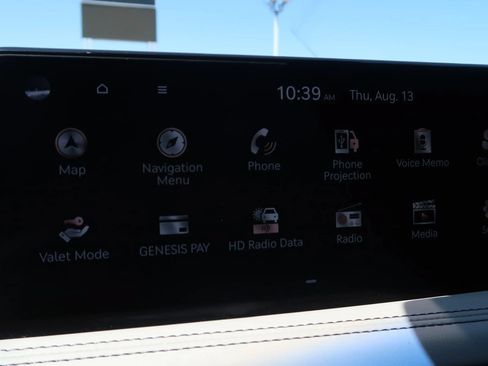 Used 2022 Genesis G70 3.3T RWD image 36