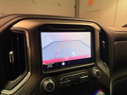 Used 2019 Chevrolet Silverado 1500 RST AWD/4WD image 18