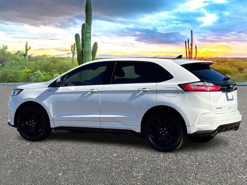 Used 2020 Ford Edge ST-Line image 4