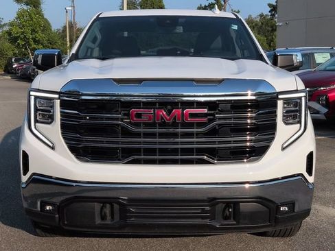 Used 2025 GMC Sierra 1500 SLT RWD image 9