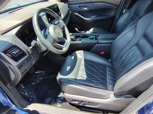 Used 2023 Nissan Rogue Platinum AWD/4WD image 17