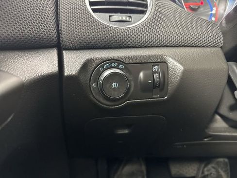 Used 2016 Chevrolet Cruze LT image 15