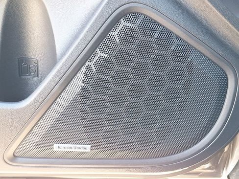 Certified 2023 Subaru Outback Limited image 24