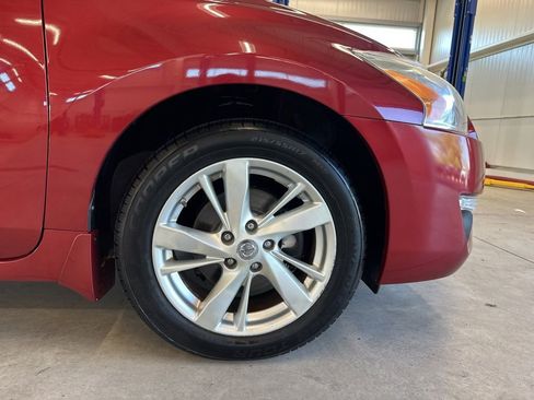 Used 2013 Nissan Altima 2.5 SV FWD image 29