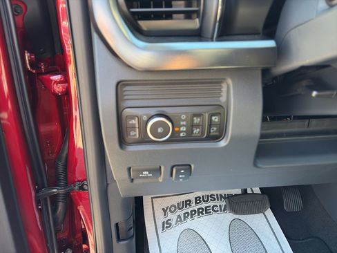 New 2026 Ford F350 Lariat w/ Lariat Premium Package image 20