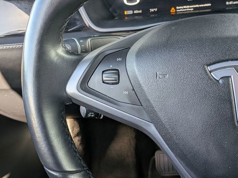 Used 2018 Tesla Model X P100D image 15