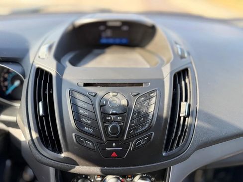 Used 2016 Ford Escape SE AWD/4WD image 17