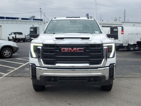 New 2025 GMC Sierra 3500 Pro w/ Convenience Package image 2