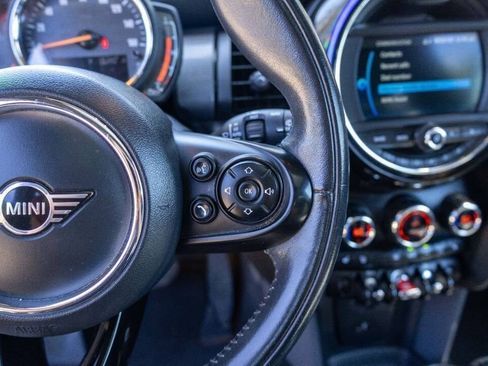 Used 2020 MINI Cooper 2-Door Hardtop image 35