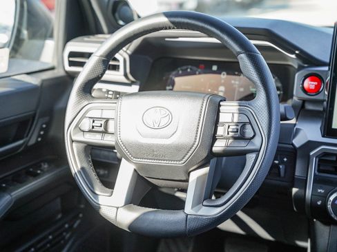 Certified 2025 Toyota 4Runner TRD Sport image 16