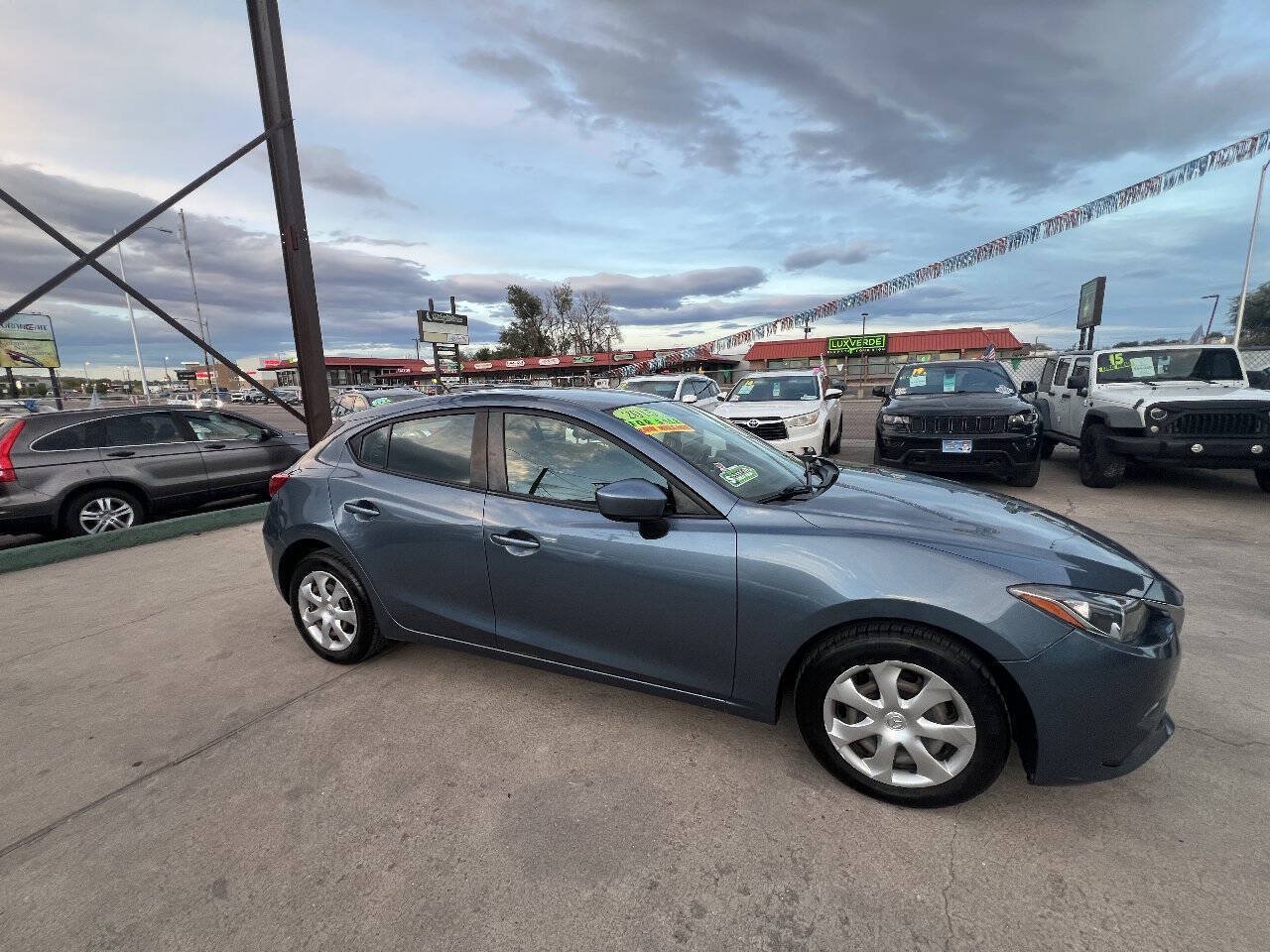 Used 2015 MAZDA MAZDA3 i Sport FWD image 20
