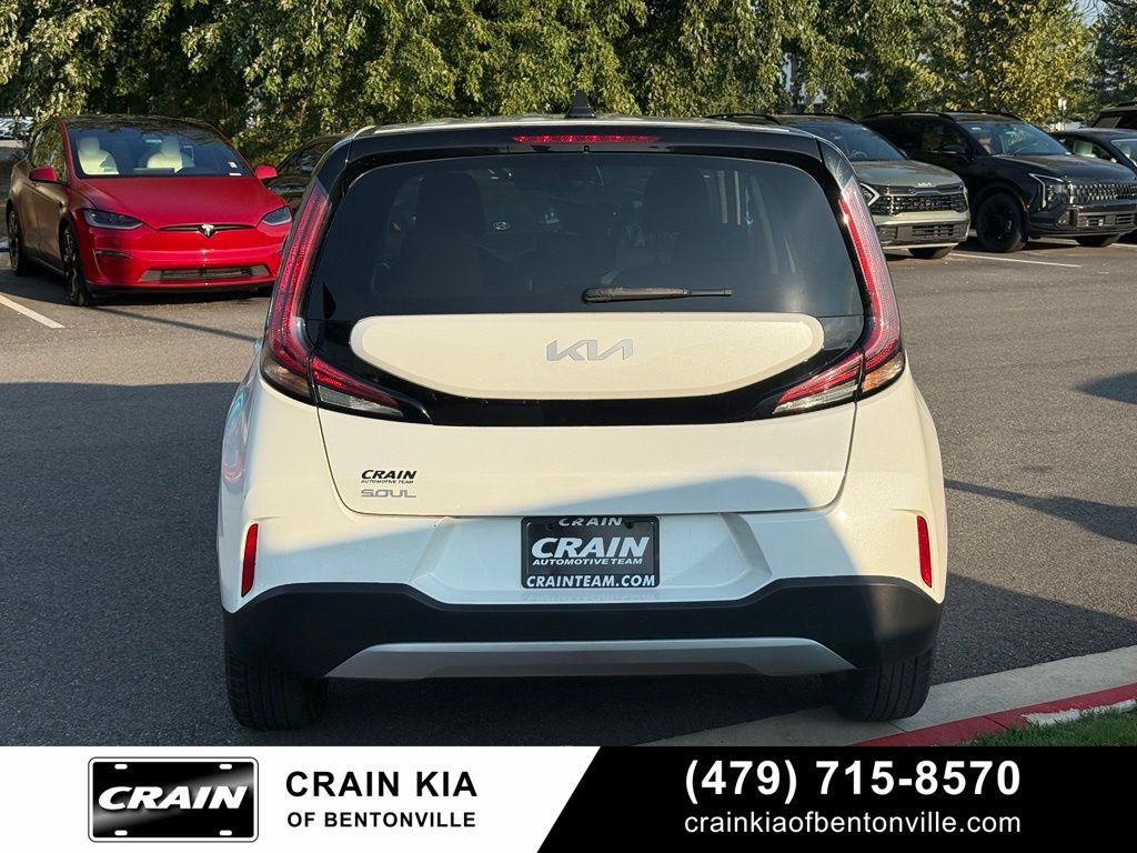 Certified 2024 Kia Soul LX w/ Option Group 015 FWD image 6