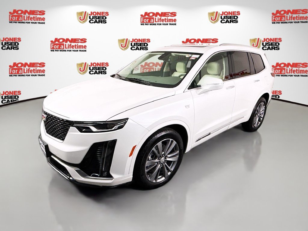Used 2025 Cadillac XT6 Premium Luxury w/ LPO, Floor Liner Package AWD/4WD image 15