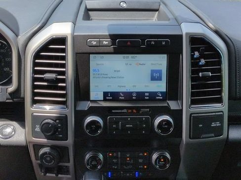 Used 2020 Ford F150 Lariat w/ Equipment Group 502A Luxury AWD/4WD image 22