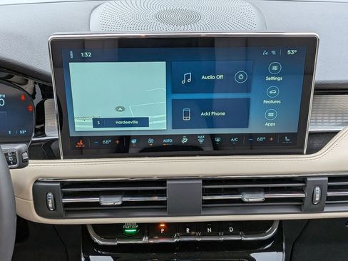 New 2026 Lincoln Corsair Premiere image 21