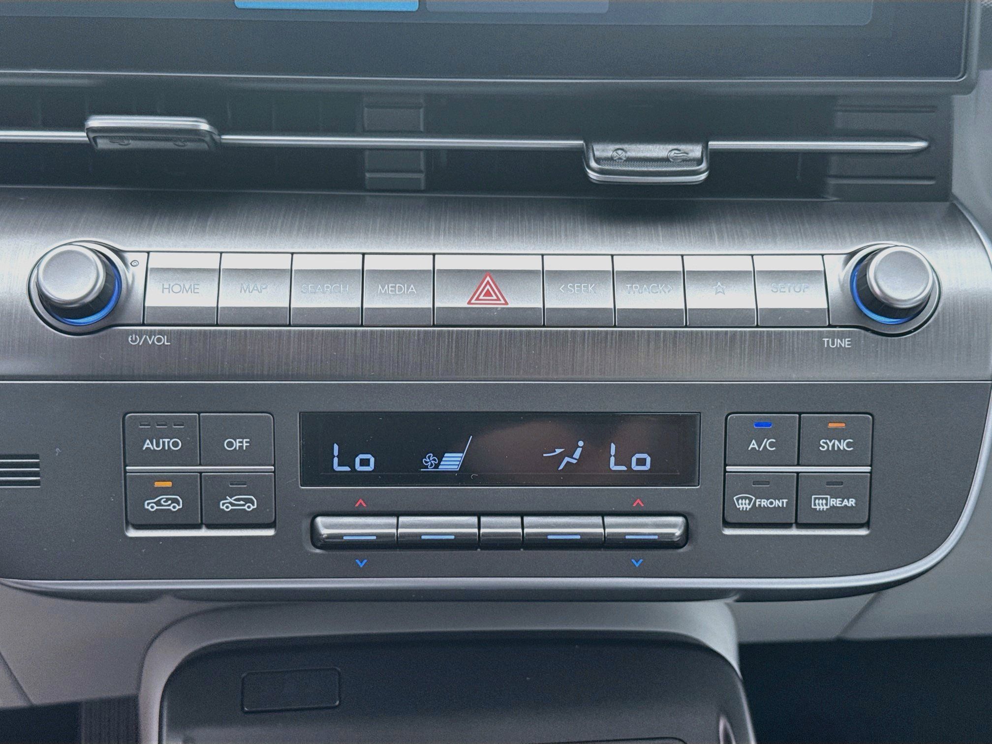 New 2026 Hyundai Kona Limited FWD image 12