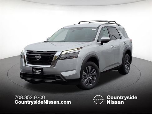 New 2025 Nissan Pathfinder SV image 1