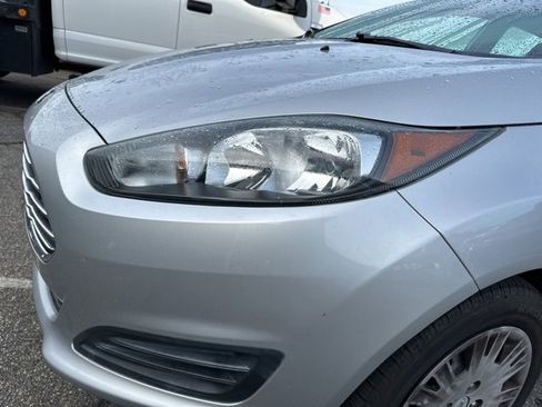 Used 2017 Ford Fiesta S image 15