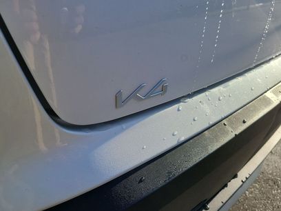 New 2026 Kia K4 EX