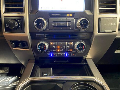 Used 2018 Ford F250 Platinum w/ Platinum Ultimate Package image 18