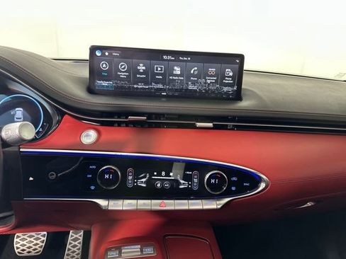 Used 2023 Genesis GV70 2.5T Sport Prestige w/ Sport Prestige Package image 21