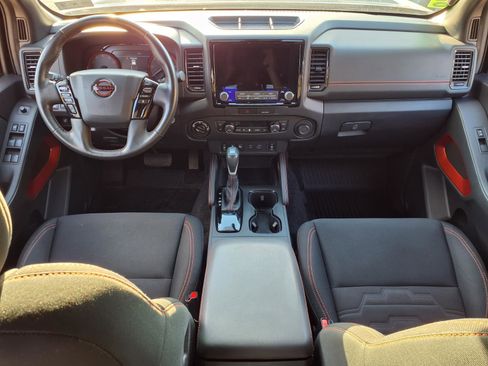 Used 2022 Nissan Frontier PRO-4X AWD/4WD image 10