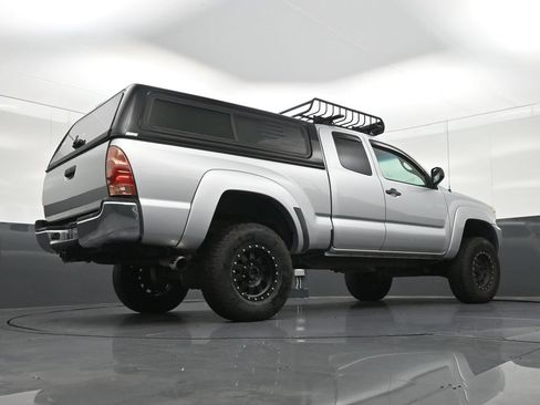 Used 2013 Toyota Tacoma PreRunner w/ SR5 Pkg RWD image 26