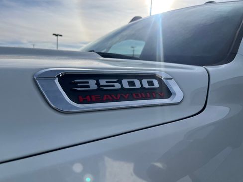 Used 2021 RAM 3500 Laramie image 23